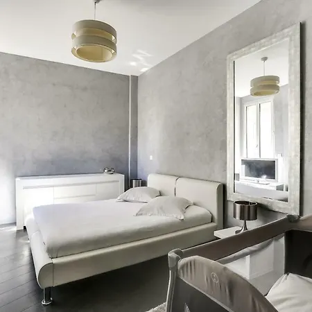 Welkeys - Esterel Apartment Juan-les-Pins